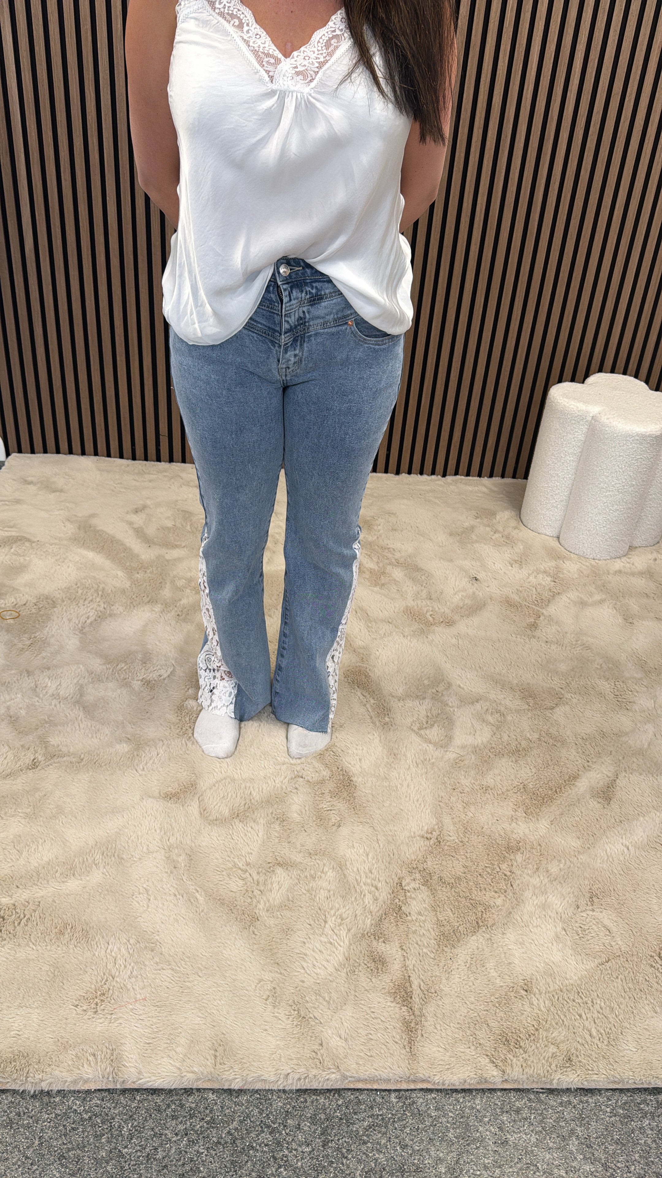LOVE LACE JEANS