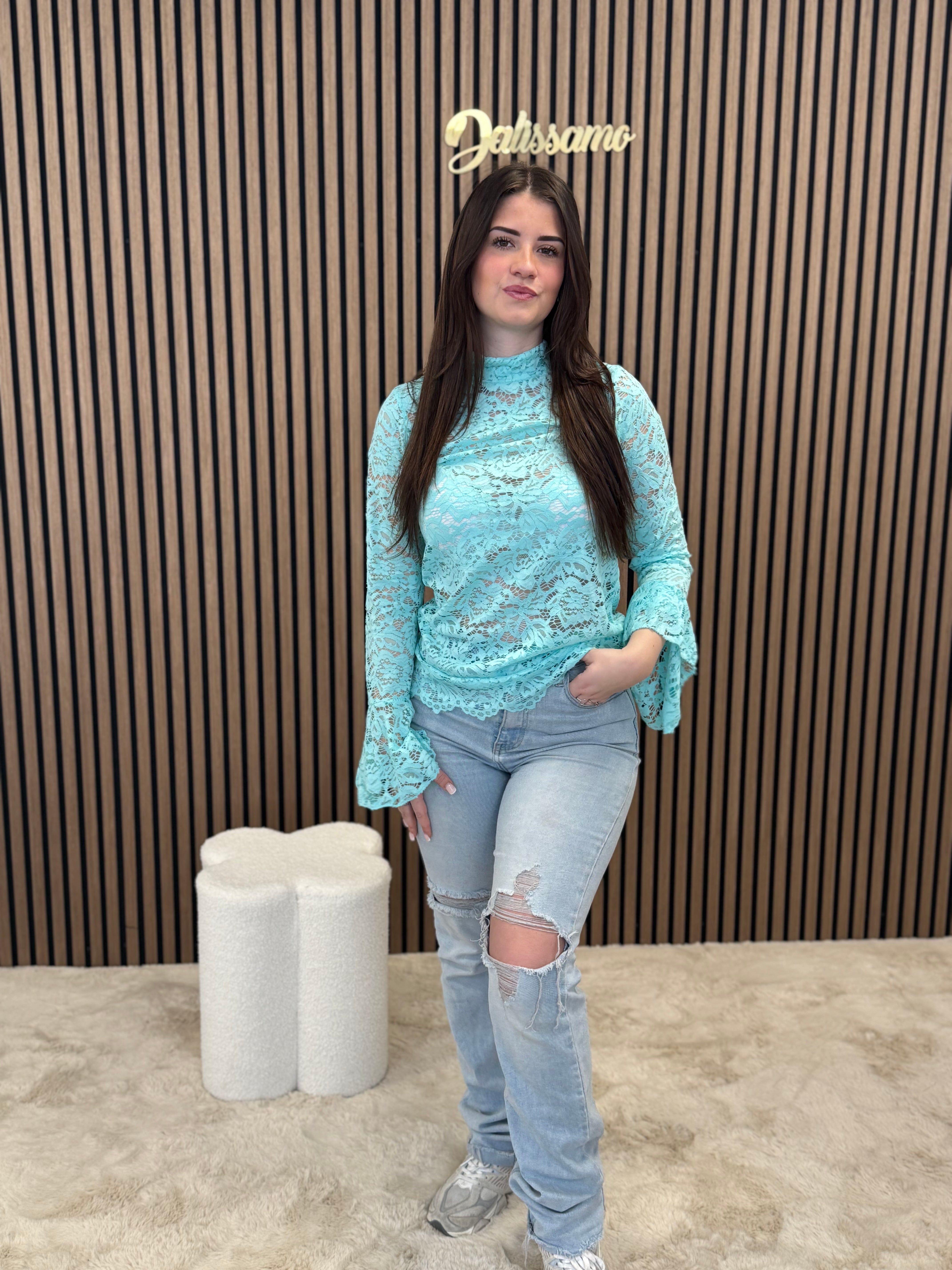 LACE TOP MET FLAIR MOUW